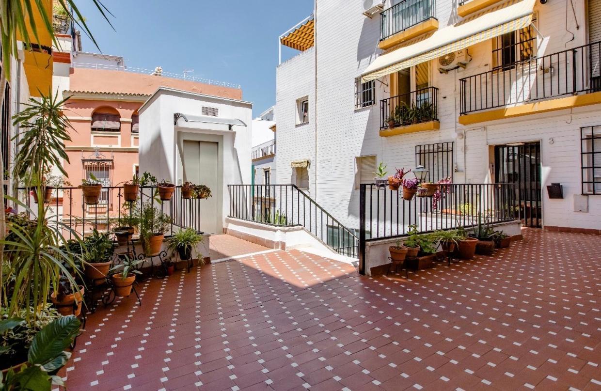 Habitacion Privada Centro Historico Seville Exterior photo